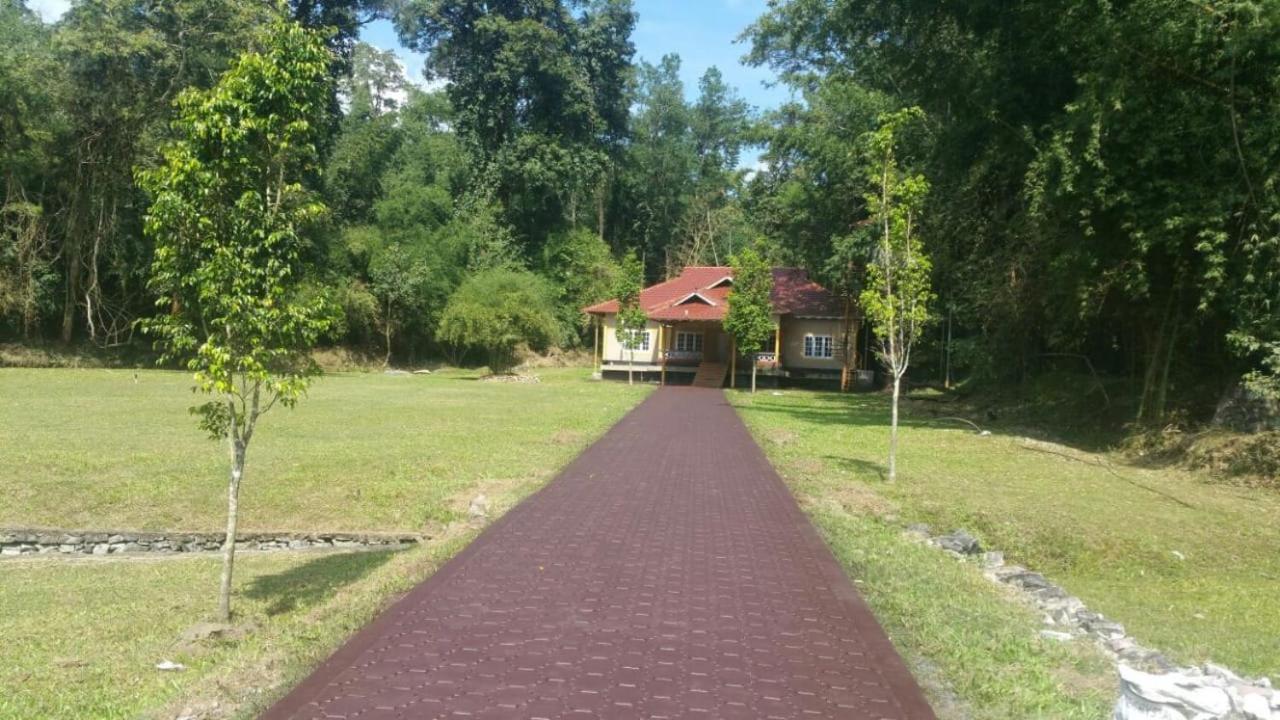 Elephant Valley Resort Pulpally Extérieur photo